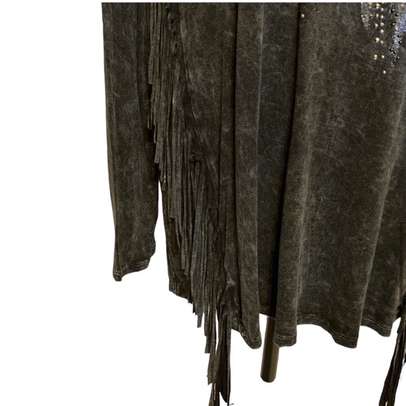 Voice of California off-black fringed & studded top. Dark Hippie chic. - Picture 5 of 5